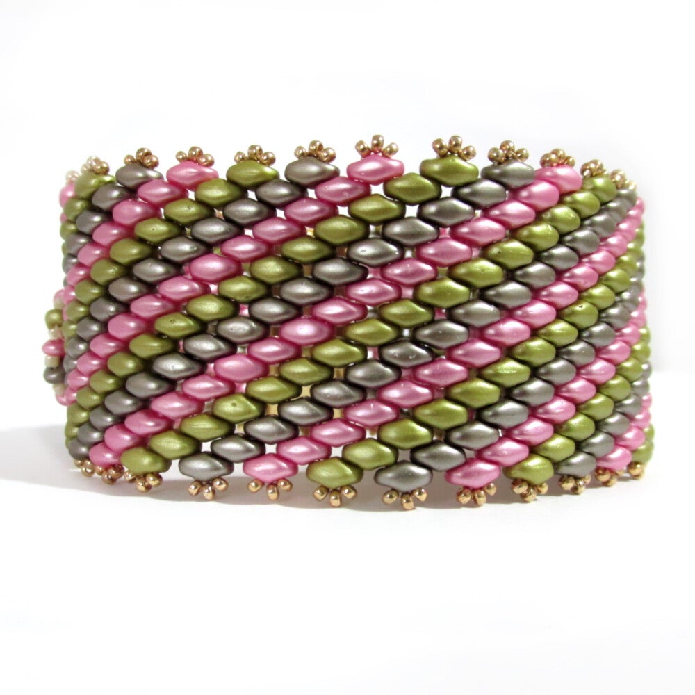 Folky: Handmade Flower Embellished Bracelet