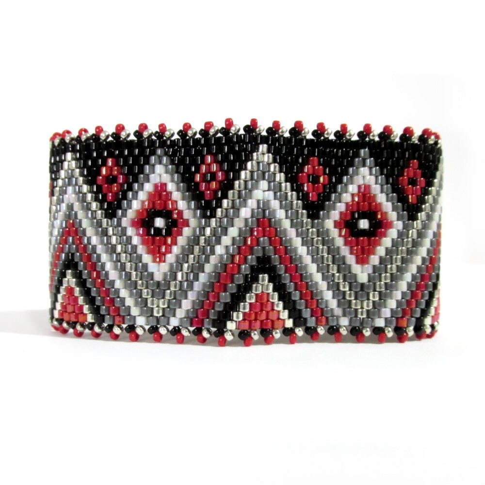 Seed Bead Bracelet: 5422