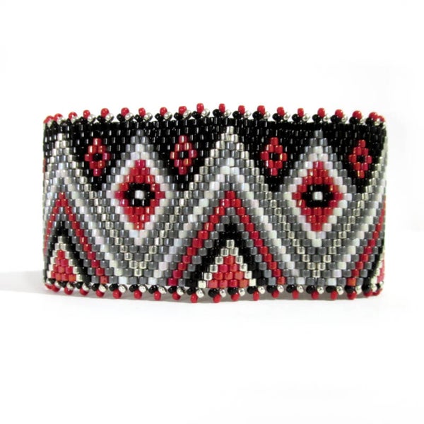 Seed Bead Bracelet: 5422