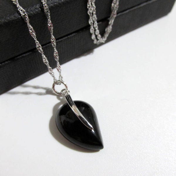 Sterling Silver Onyx Leaf Necklace