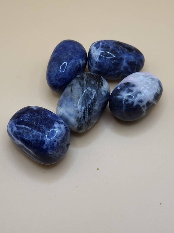 Sodalite Crystal  20g (2pieces)