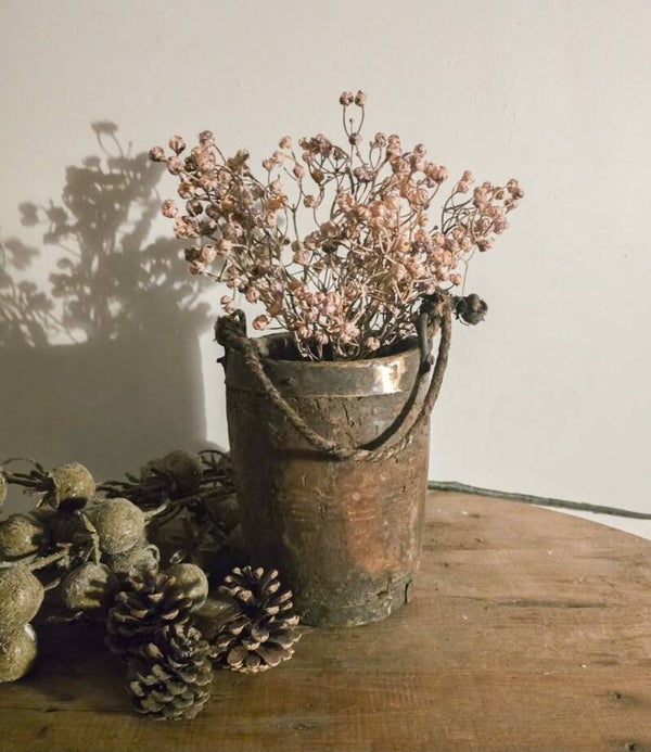 Nepalese pot M