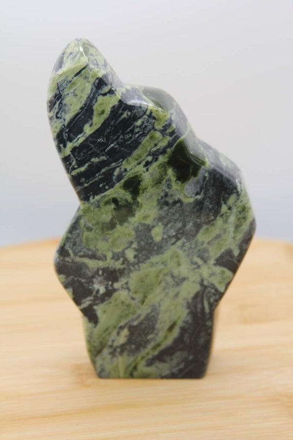 Serpentine Freeform (705grams)