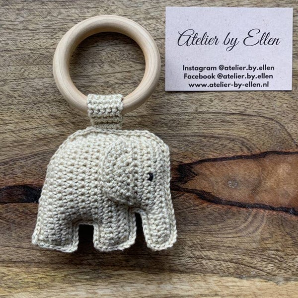 Rammelaar Olifant  #003 Ecru