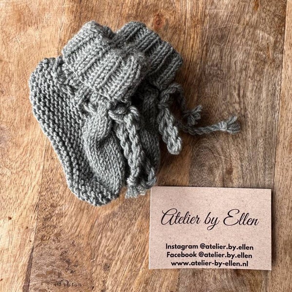 Newborn Slofjes #Grijsgroen