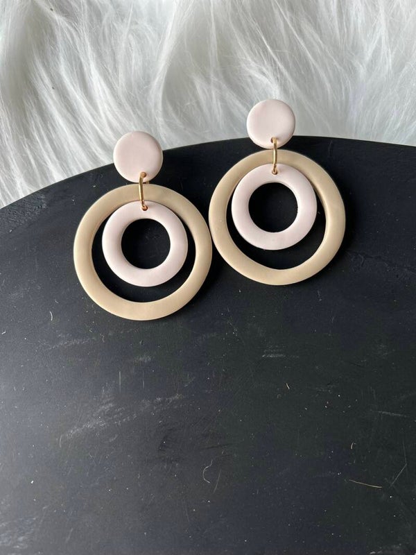 Ivy M-L white-sahara