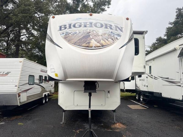 2013 big horn 35 ft