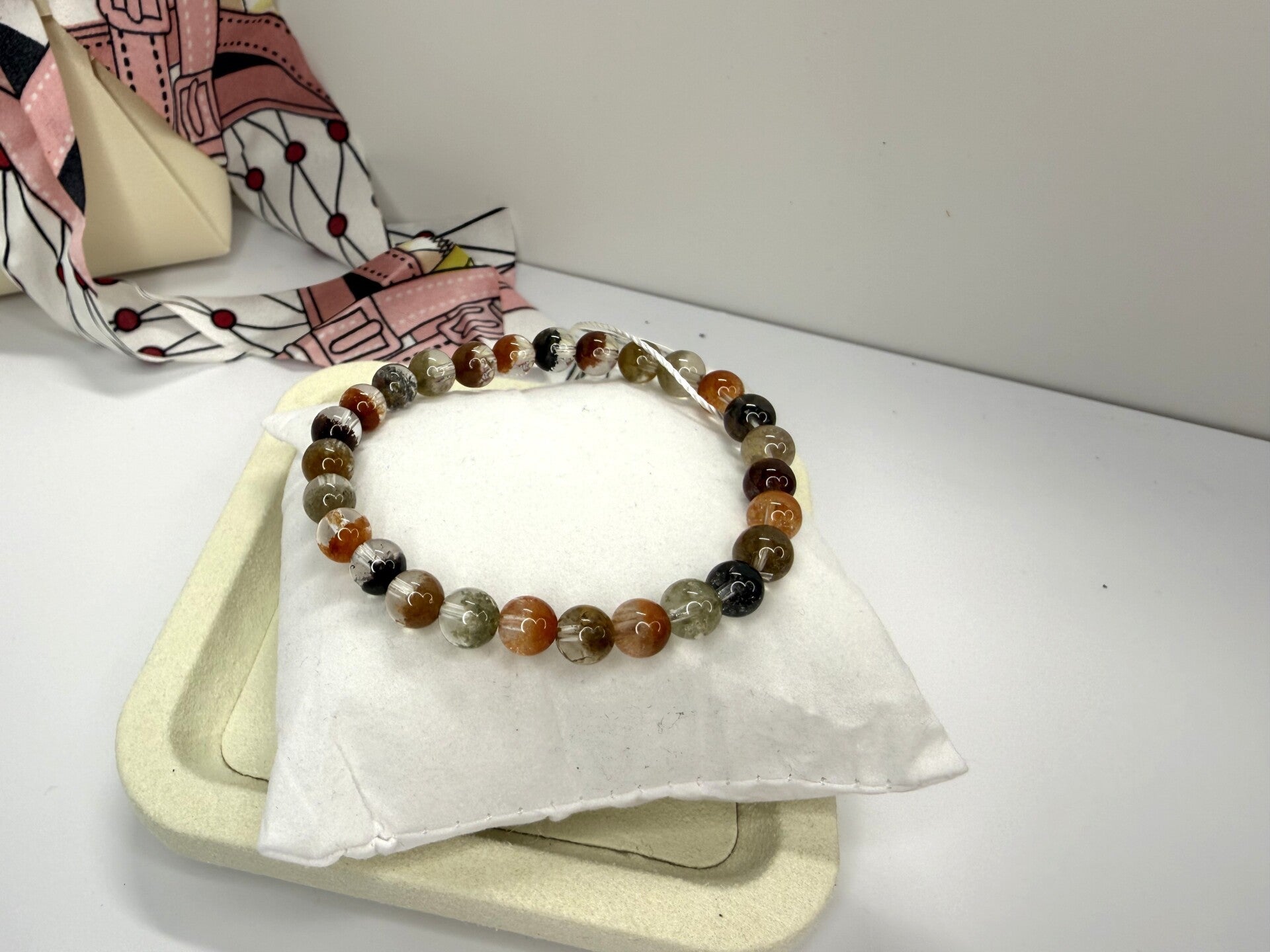 特級超透聚寶盆彩幽靈 Superior Grade Excellent Clarity Multi-Color Phantom Quartz