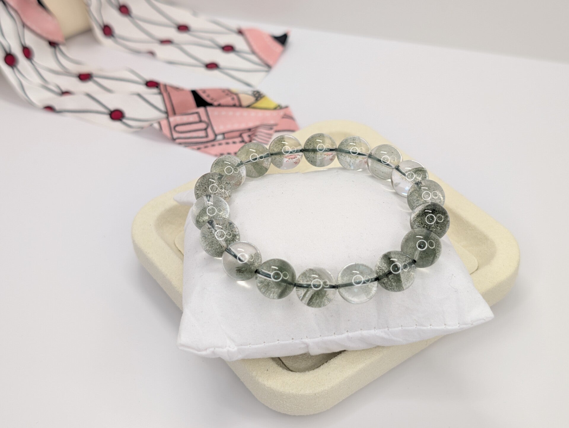 超優質超透綠幽靈 Exceptional Quality Green Phantom Quartz