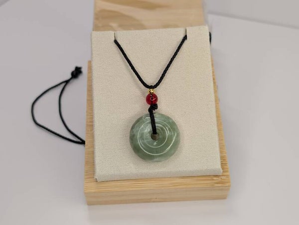 岫玉平安扣, Xiu Yan Jade Peace Buckle