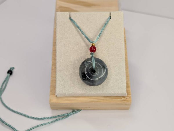 岫玉平安扣, Xiu Yan Jade Peace Buckle