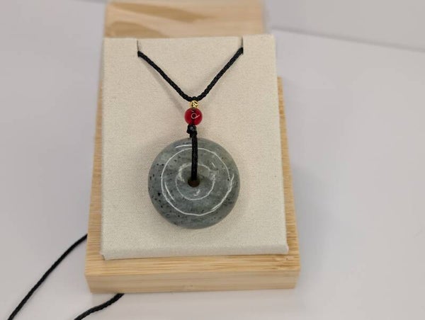 岫玉平安扣, Xiu Yan Jade Peace Buckle