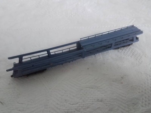 Fleischmann Spur N großer Autotransporterwaggon unbeladen