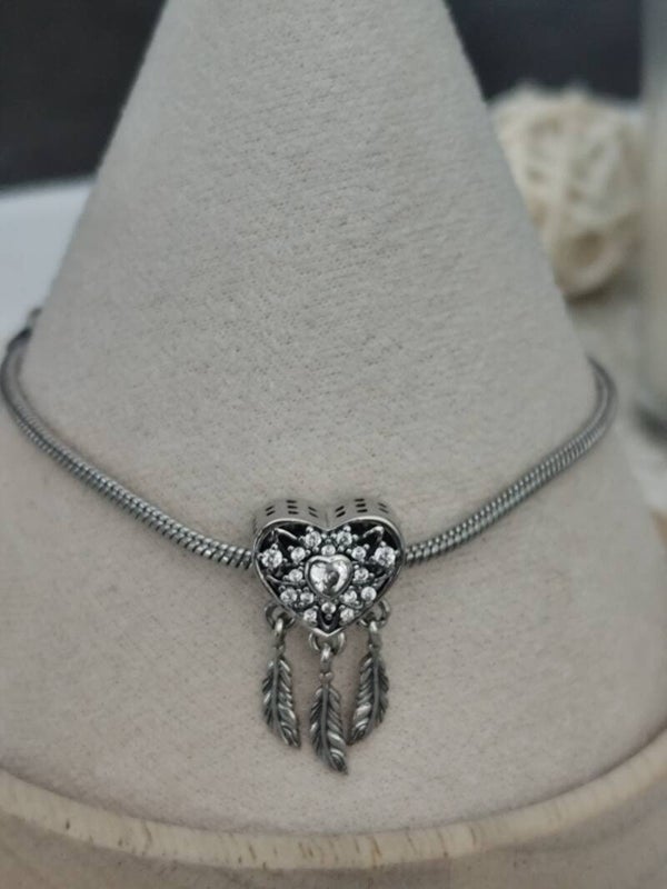 Bracelet acier inoxydable avec charm coeur scintillant plumes attrape rêves
