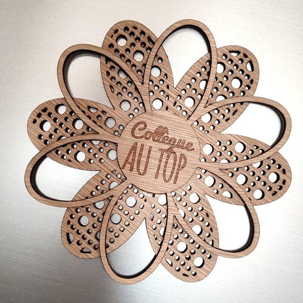 Aimant Fleur en Rotin Personnalisable