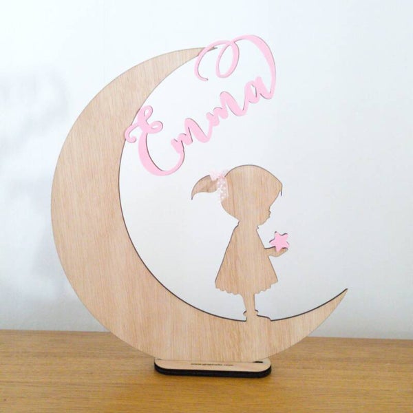Décoration en bois lune fille