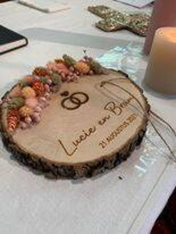 ringplank met droogbloemen voor huwelijk kleur nr wens