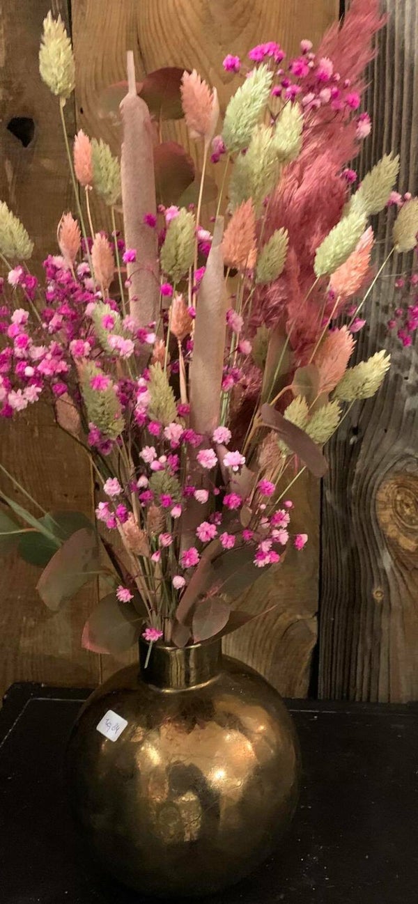 droogbloem op koper vaasje