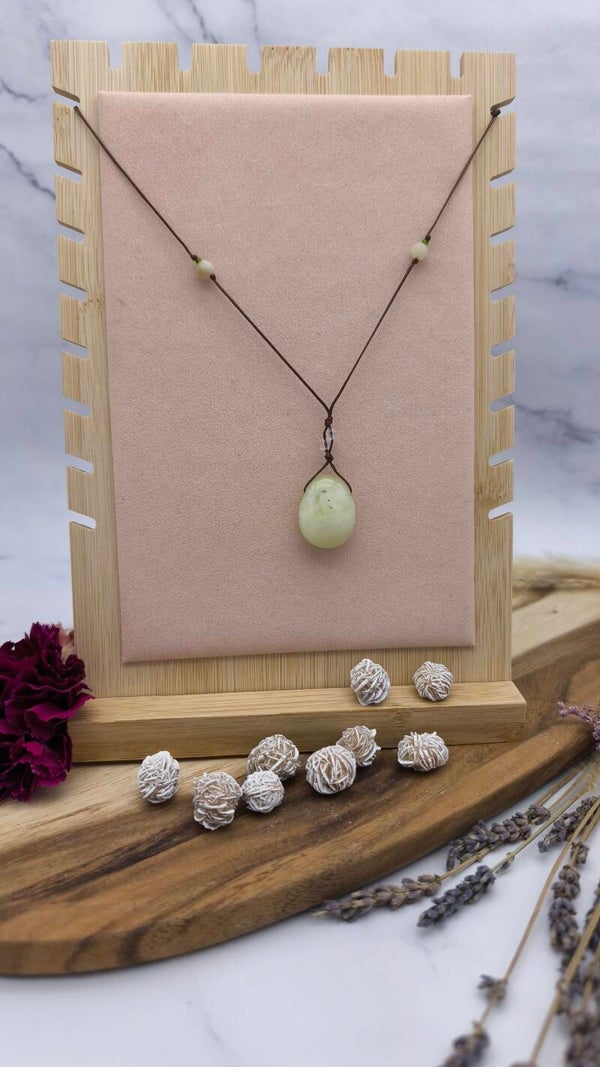 Serpentin (China-Jade) mit Amazonit, Bergkristall & Miyuki-Perlen (S1)