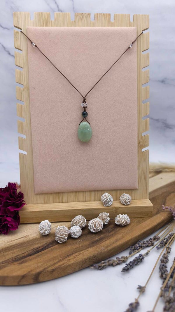 Serpentin (China-Jade) mit Tigerauge & Bergkristall (S2)