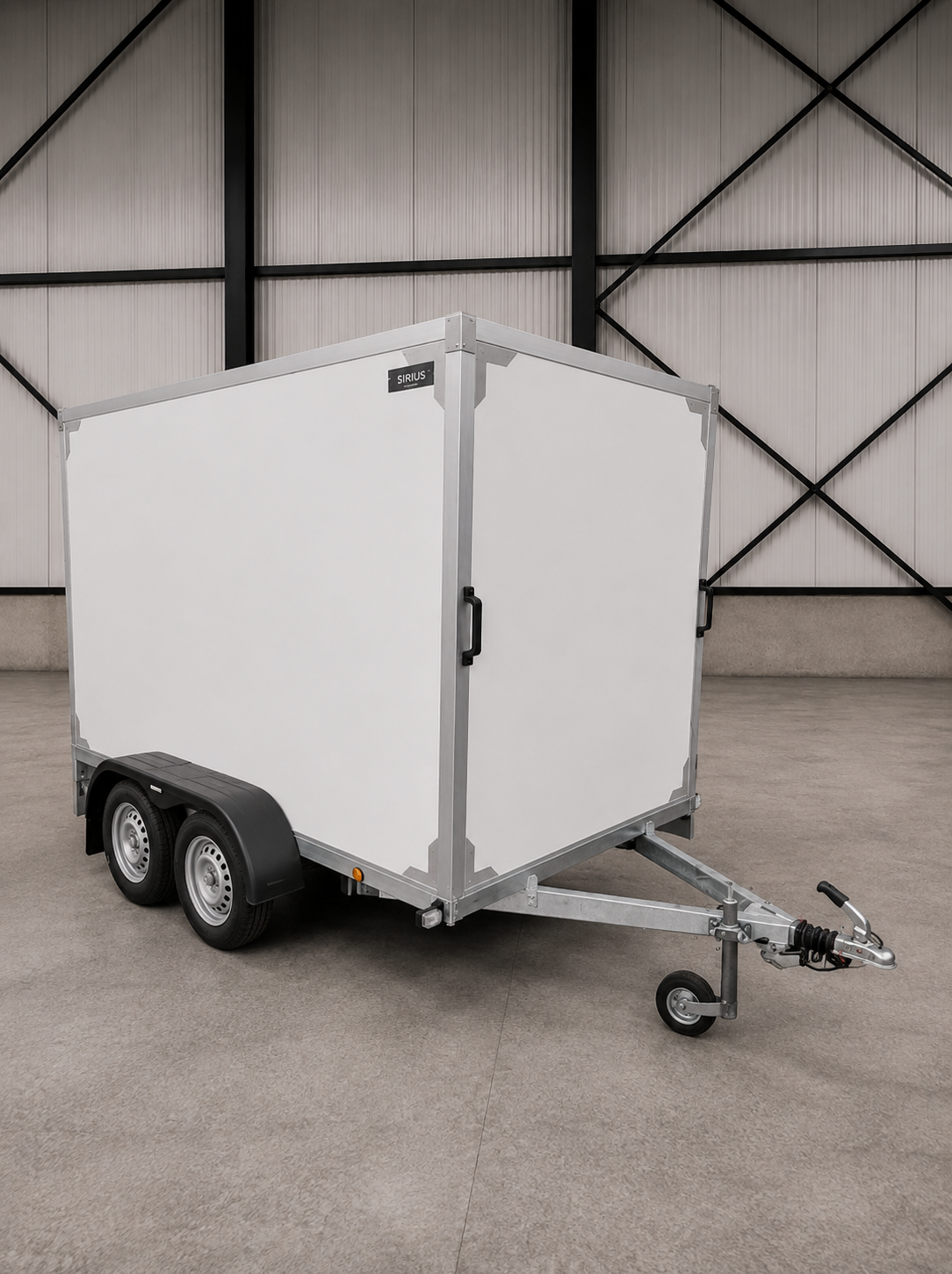 kerenzo gesloten enkel / dubbel as aanhangwagen met achter deur