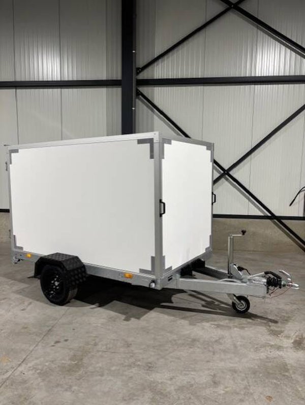 vdm-trailer geremde gesloten enkel as