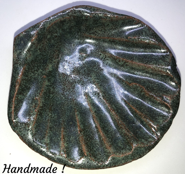 Keramieken zeepschaal Schelp 'Handmade' div. kleuren