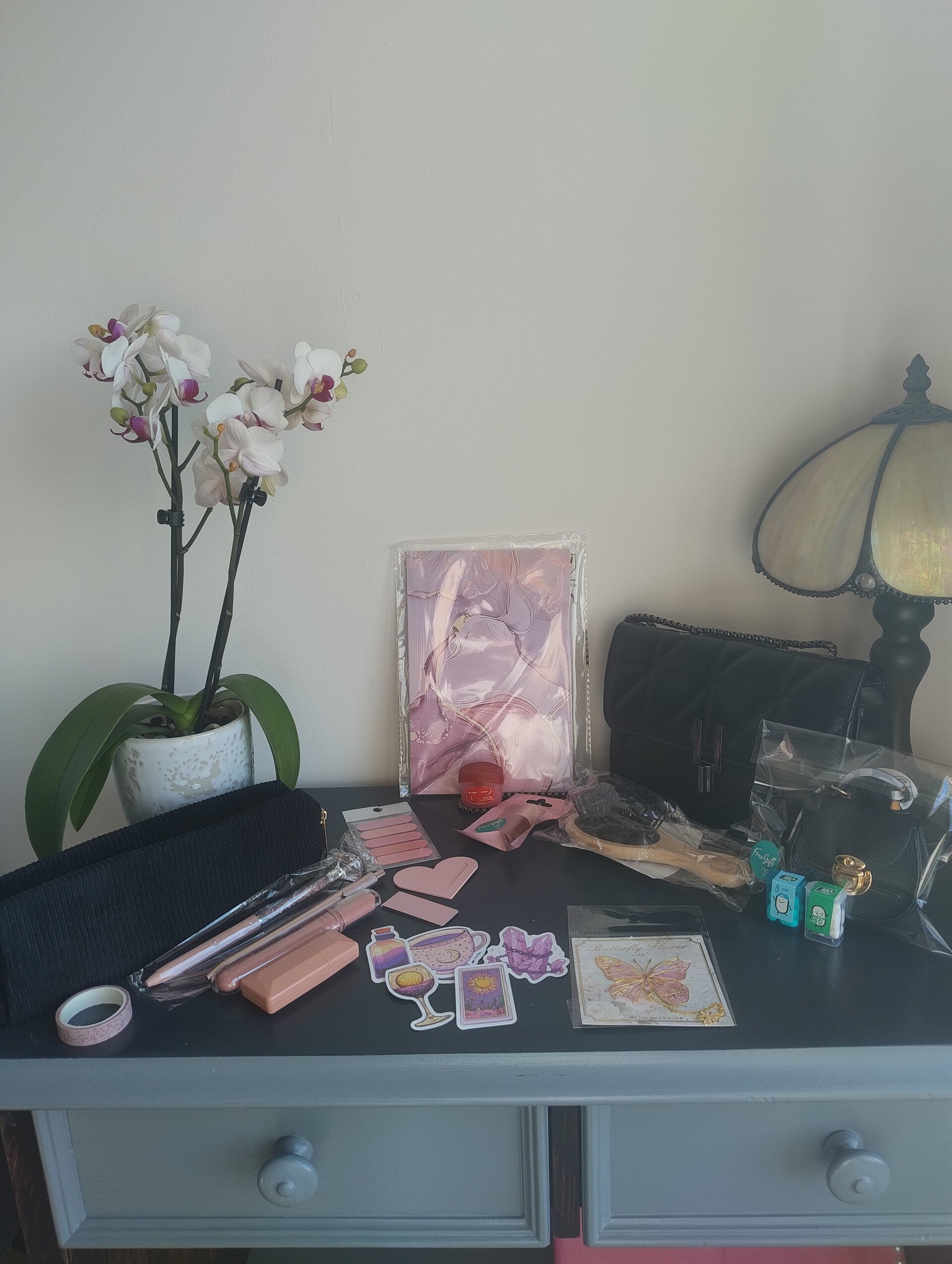 Black bag stationary bundle