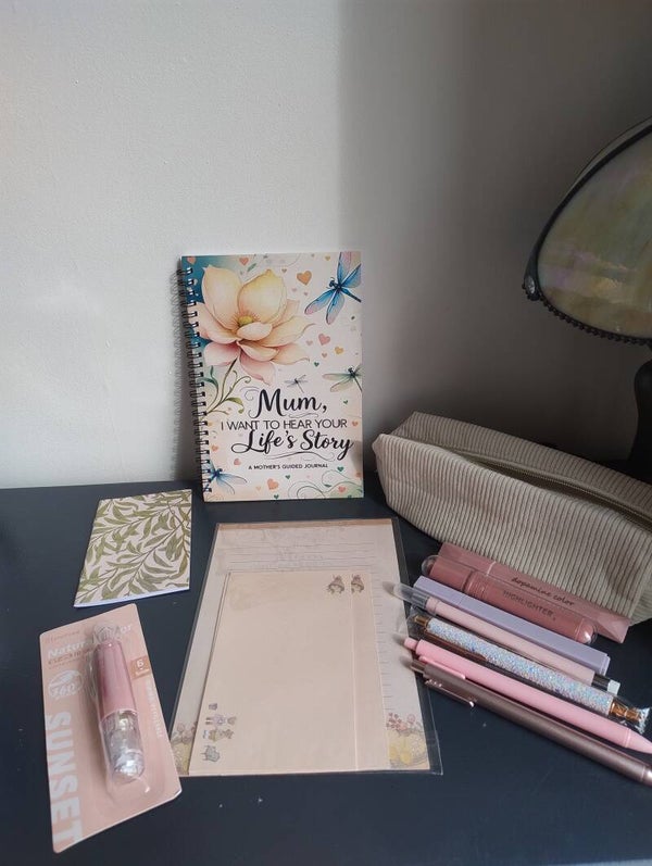 Small bundle gift set for mums, mums to be, step mums