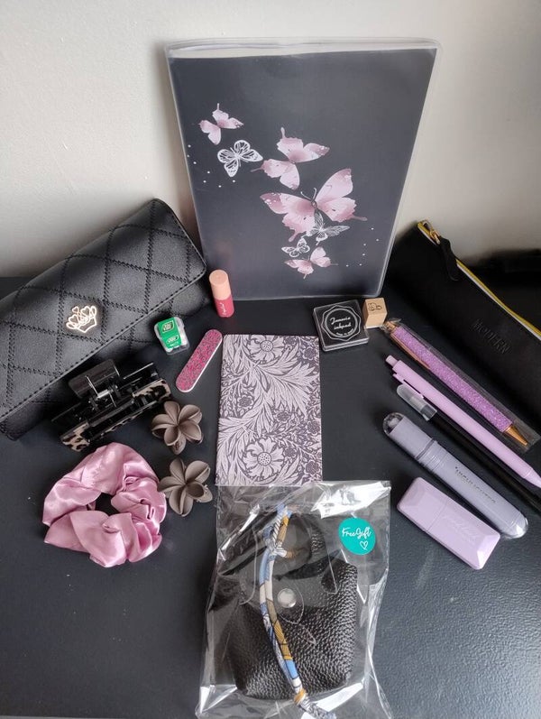 Pink and black journal set
