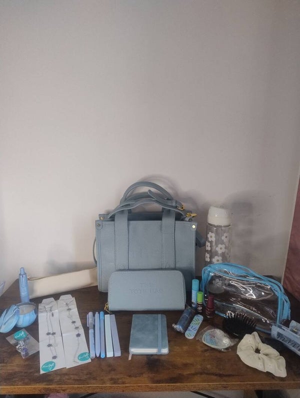 Blue tote set with matching purse