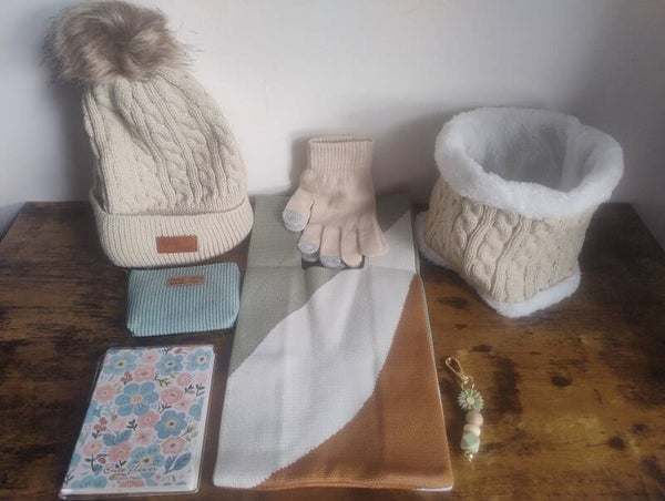Neutral winter warmers and tote gift bundle
