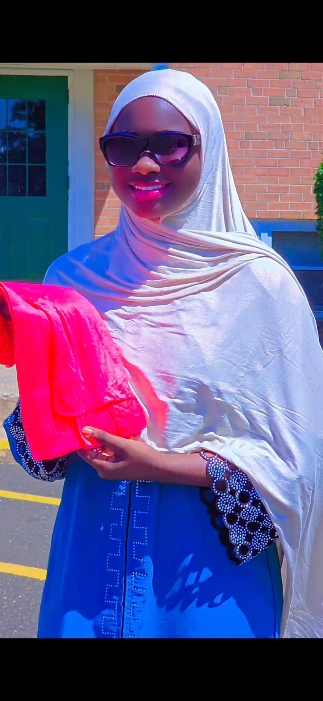 Modest clothing