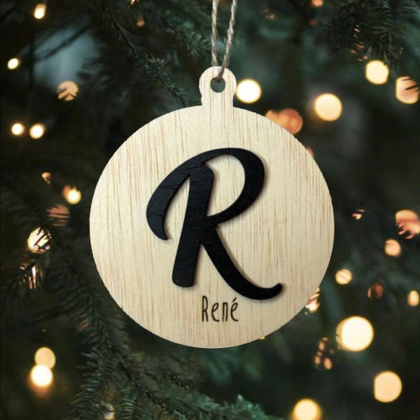 Houten kerstbal met Letter en Naam