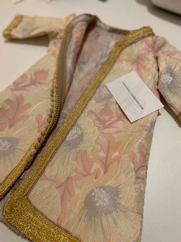 Golden glamour babykaftan = GERESERVEERD