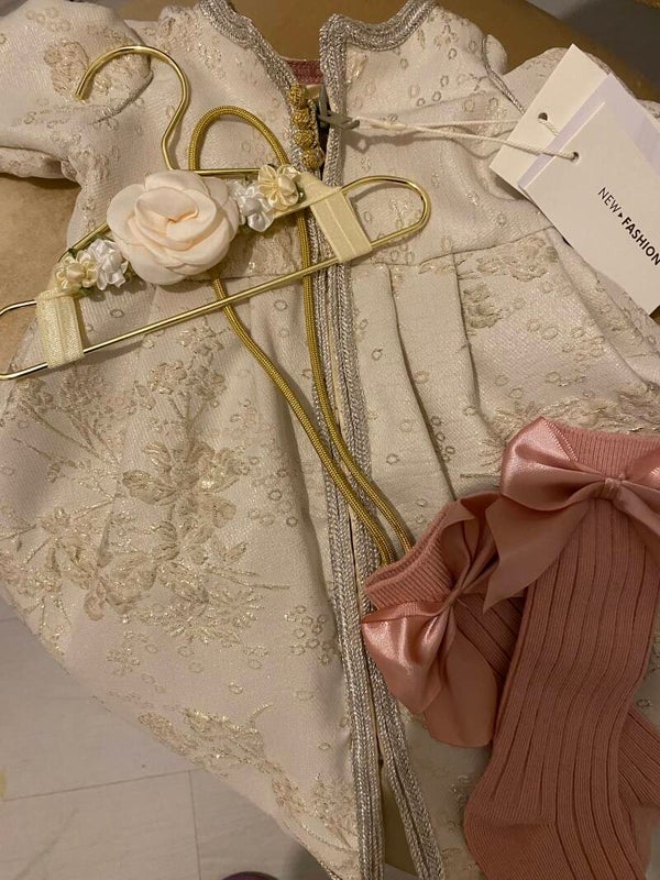 = GERESERVEERD: Silvermatch babykaftan