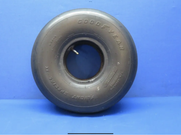 Tire Goodyear part # 606C61-6