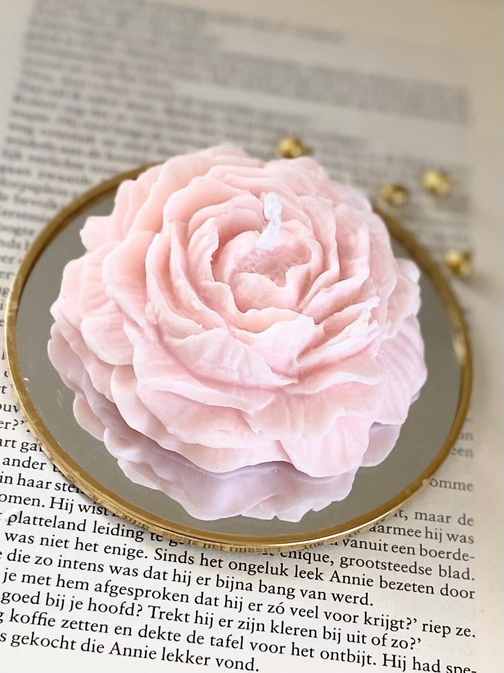 Peonie rose candle M