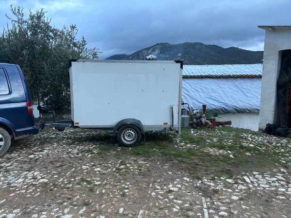 FIANZA 300€ Alquiler Remolque Cerrado 750kg Priego de Córdoba