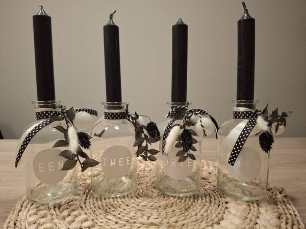 Advent vaasjes wit/zwart 2025