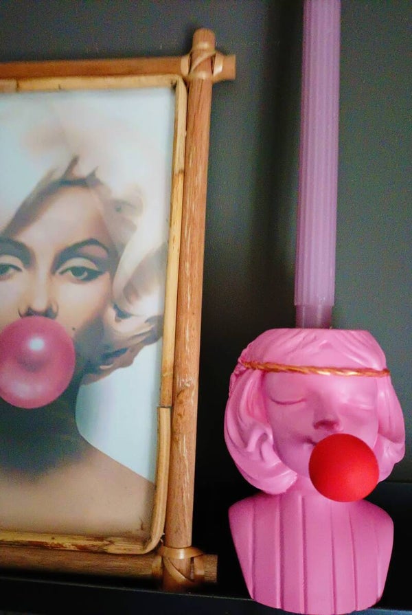 Kandelaar Nel met de kauwgombel