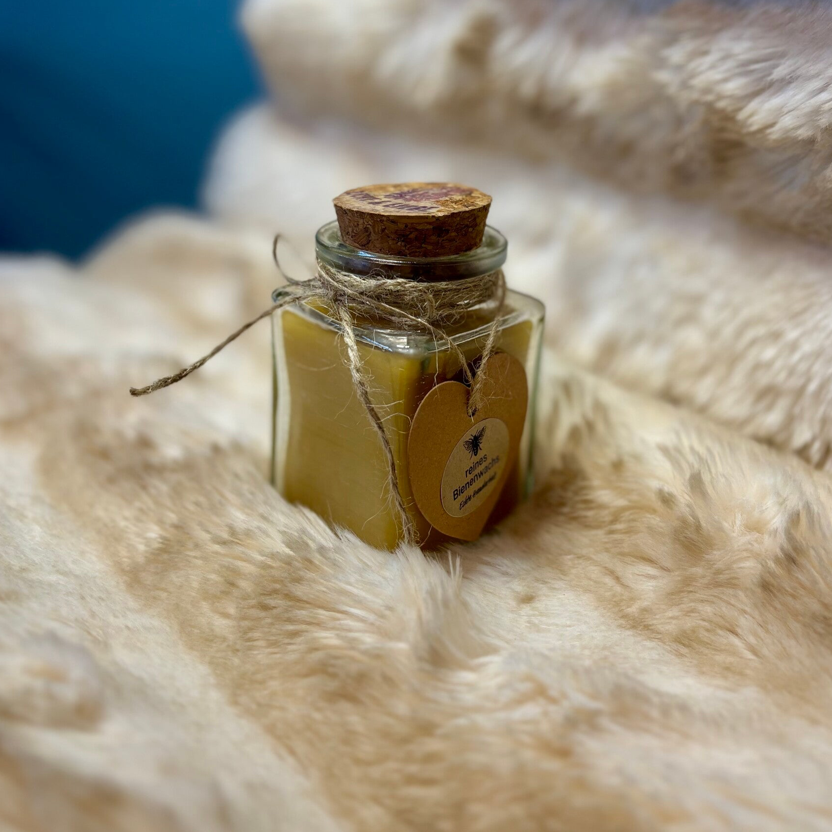 Handgefertigte Kerze im Korkglas – 120 ml