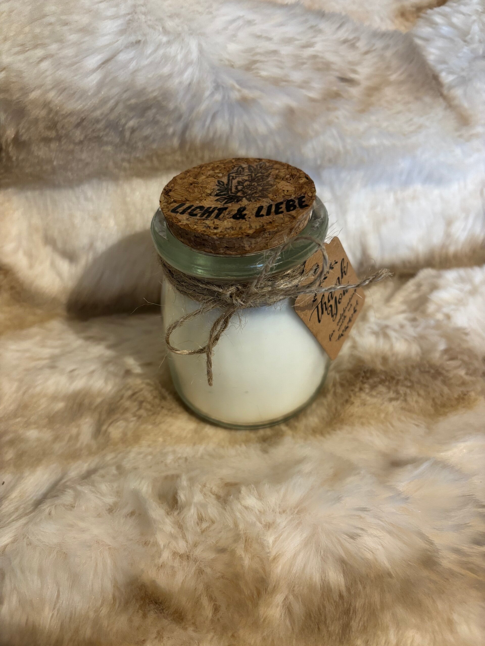 Handgefertigte Sojawachskerze im Korkglas – vegan & nachhaltig | 200ml