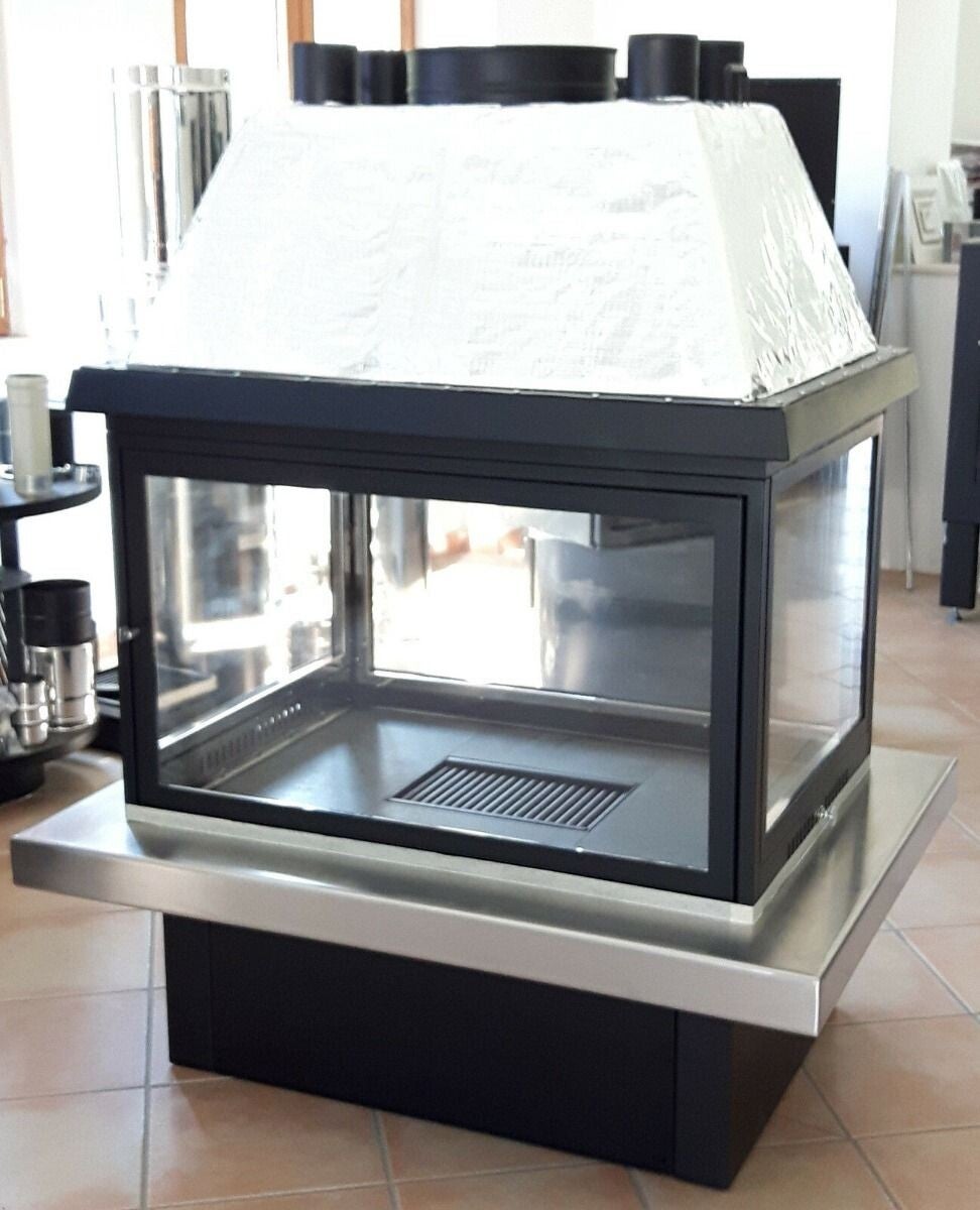 FOYER AU BOIS QUATRE FACES AVEC HOTTE RADIANTE