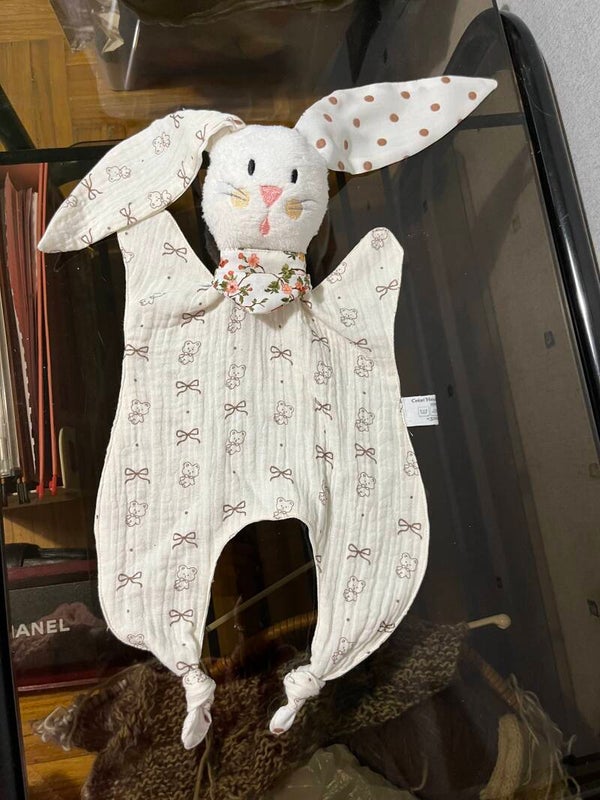 Doudou lapin tout doux