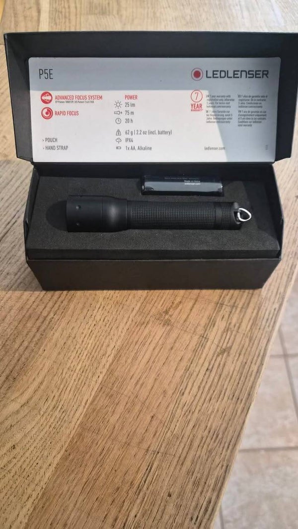LAMPE DE POCHE LEDLENSER P5E