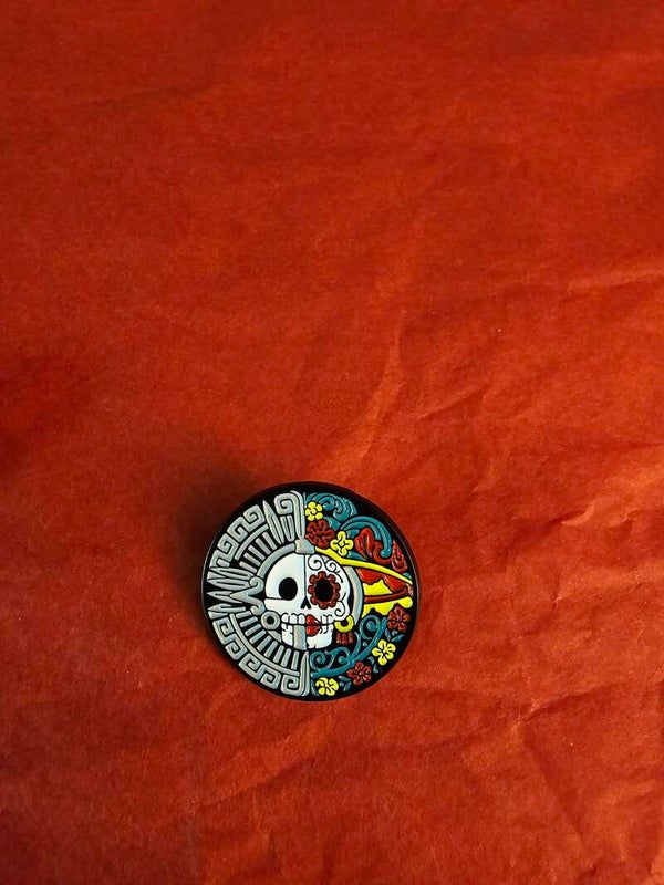 Pin's tête méxicaine 3