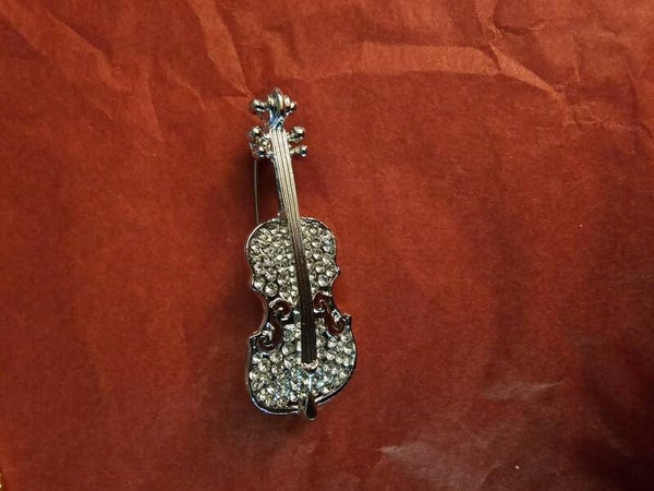 Broche violon argenté