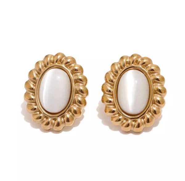 Earring Vintage Oval