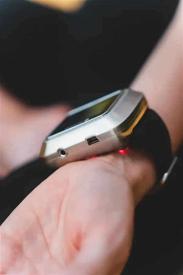 Licht & Laseranwendungen - Chroma Watch